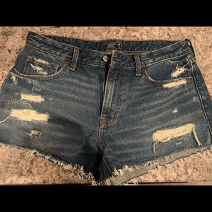 Abercrombie jean shorts Sz 8 NWOT